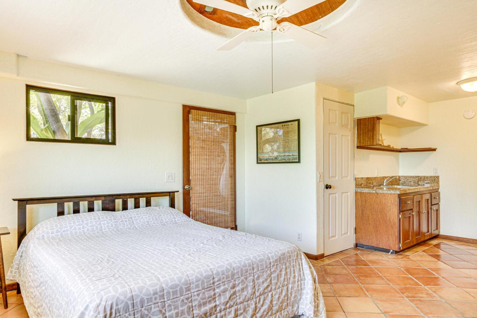 Ocean-View Bungalow Walk To Pebbles Beach! Hookena Luaran gambar
